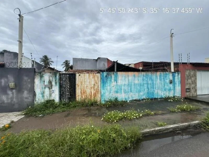 Casa com 2 Quartos em Natal/RN em Natal - Rio Grande do Norte