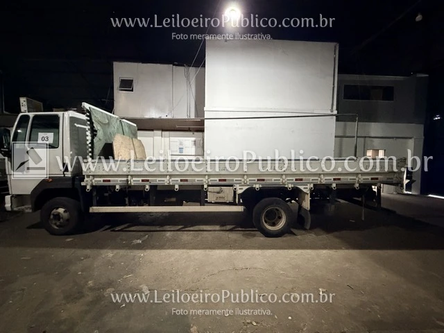 Ford Cargo 1119 2018/2019 Diesel em Porto Alegre - Rio Grande do Sul