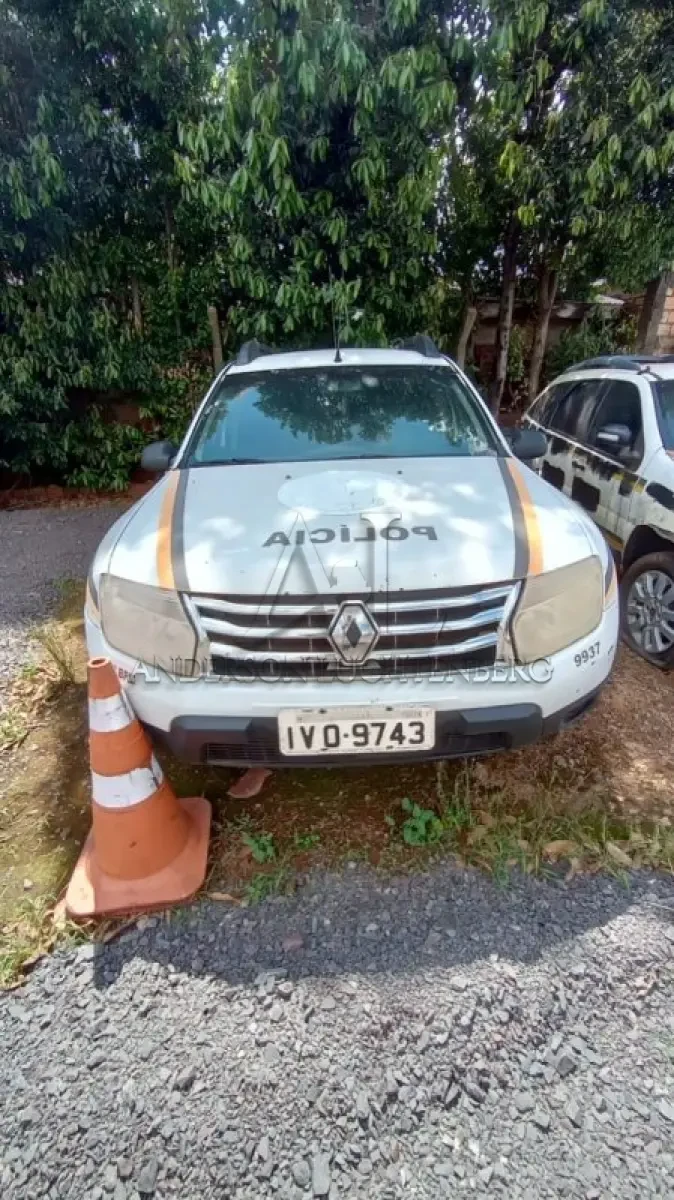 Renault Duster 16 E 4x2 2014 em Carazinho - Rio Grande do Sul