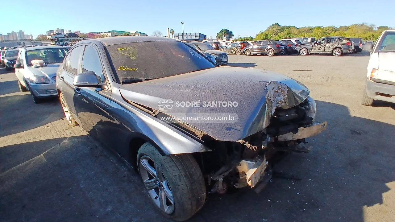 BMW 320i Active 2014 2015 Automático Flex em Guarulhos - São Paulo