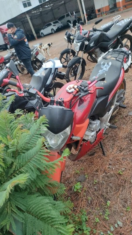 Honda CB 300R CB 300R 300cc Gasolina Manual em Rosário Do Sul - Rio Grande do Sul