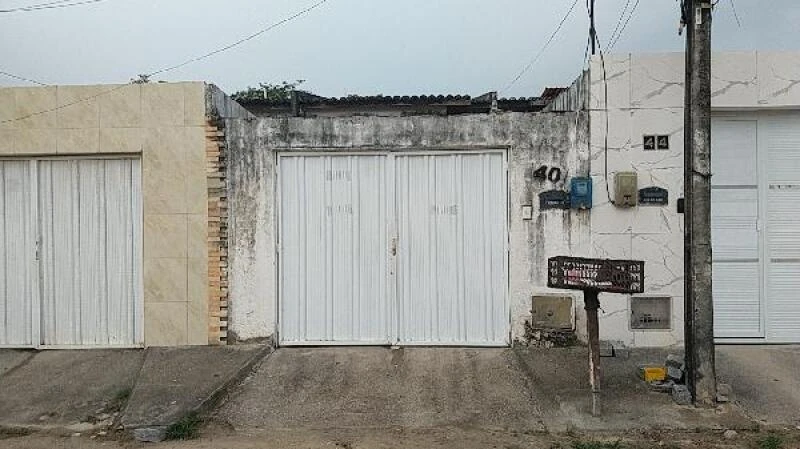 Casa com 2 Quartos em Itaitinga/CE em Itaitinga - Ceará