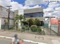 Prédio Comercial Instalações para maternidade no Centro em Santo Amaro/BA em Santo Amaro - Bahia