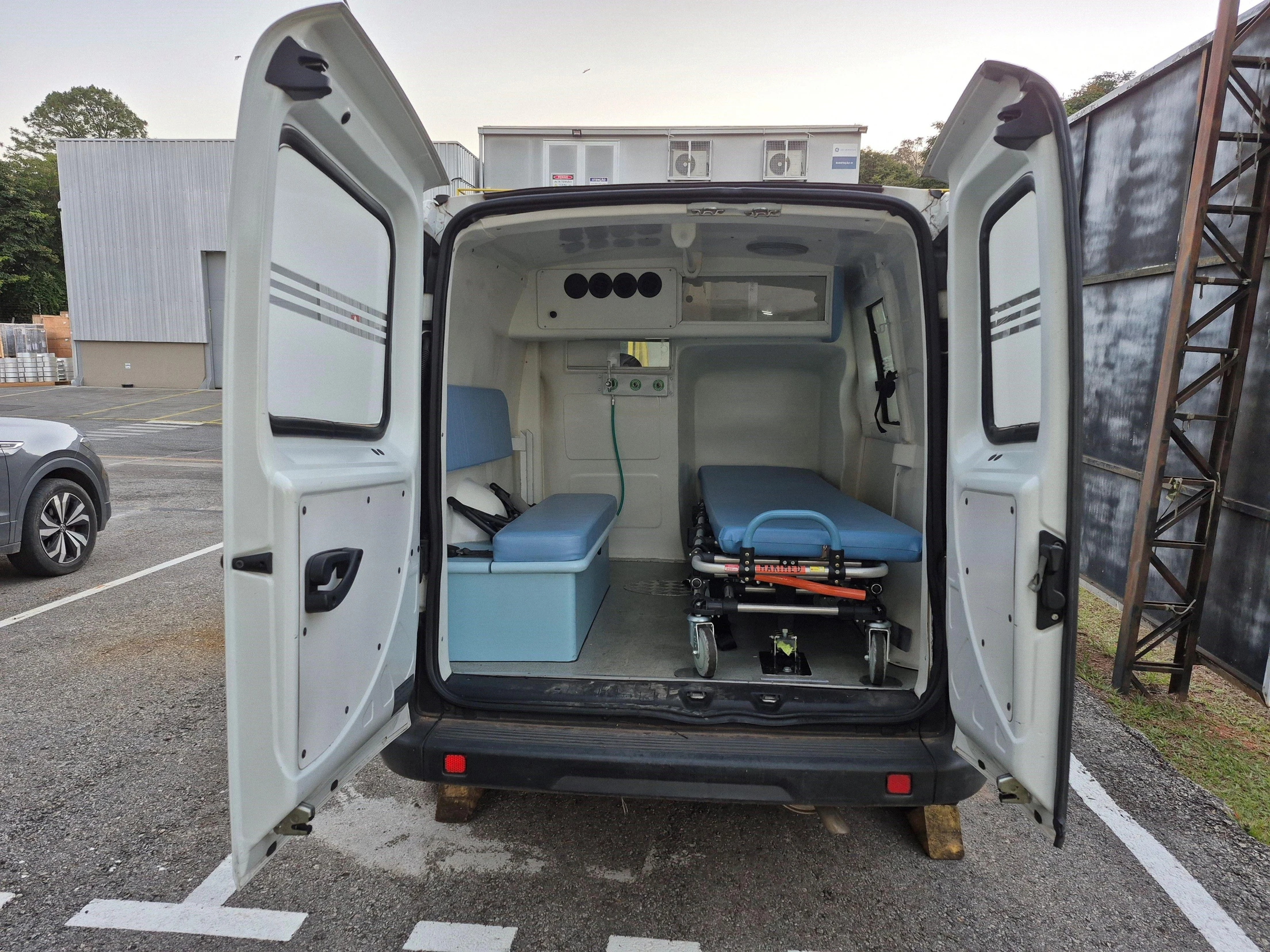Fiat Doblo Ambulância Ambulância 1.4 2016 Manual em Itajubá - Minas Gerais
