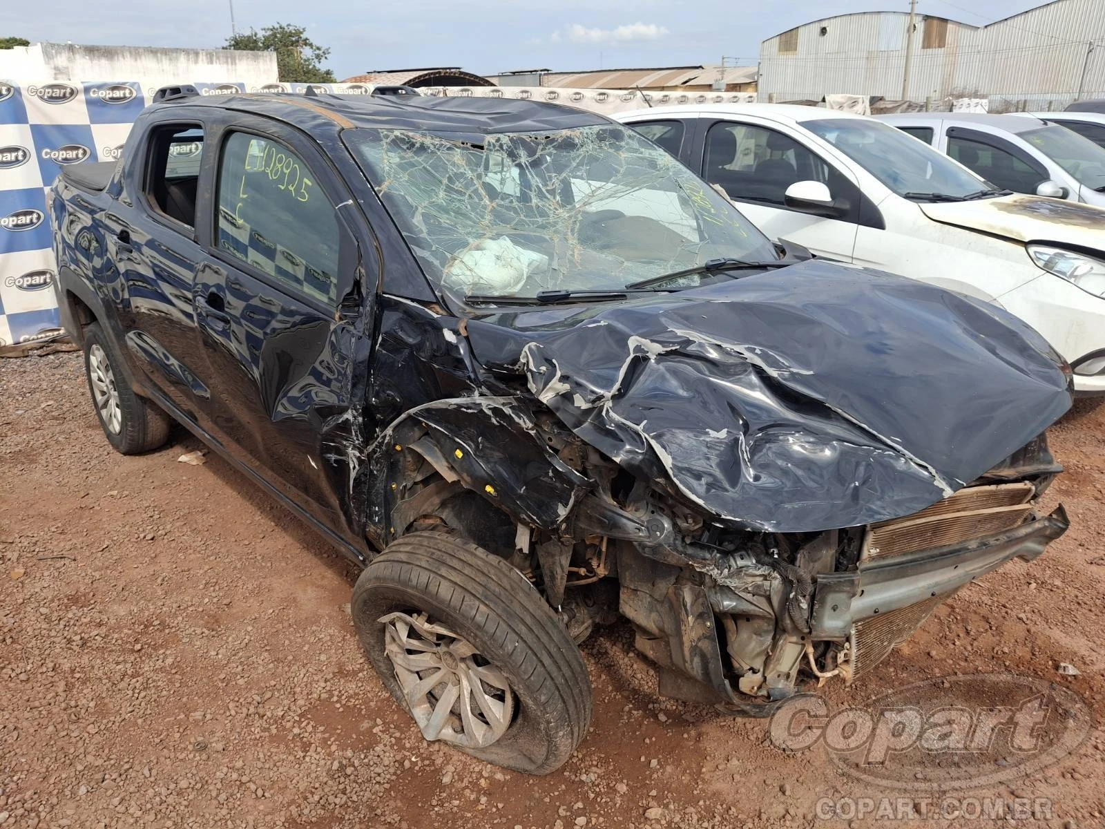 Fiat Strada CD Freedom 2025 1.3 Firefly Automático com Cabine Dupla em Cuiabá - Mato Grosso