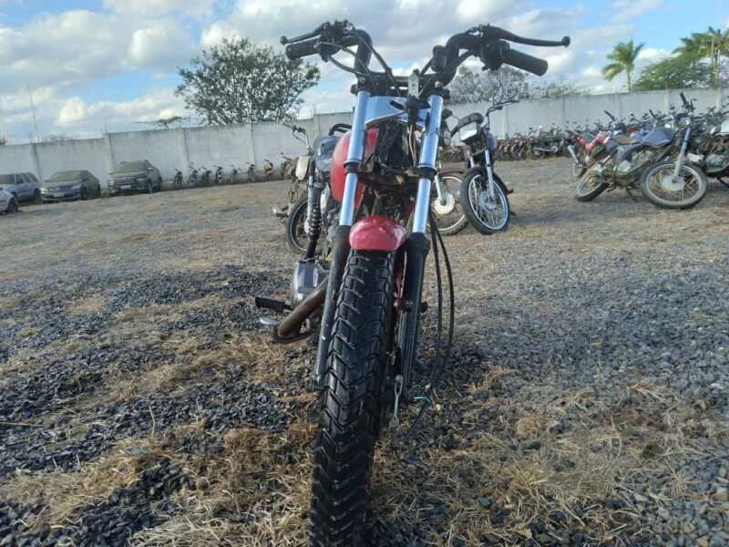 Honda CG125 CG125 Vermelha Motor Insservível em Irecê - Bahia