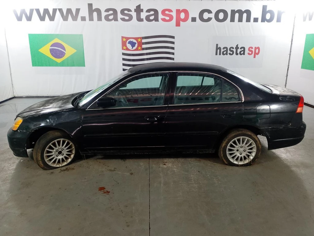 Honda Civic EXS 2002 Preto em Casa Branca - São Paulo