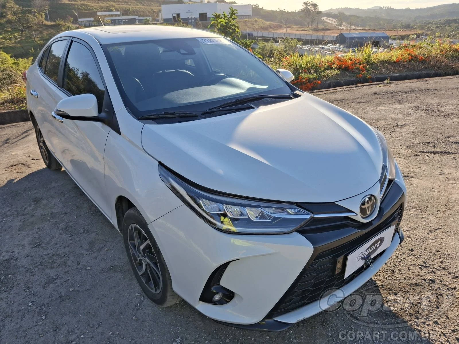 Toyota Yaris Seda Seda XLS 2024 1.5 em Betim - Minas Gerais