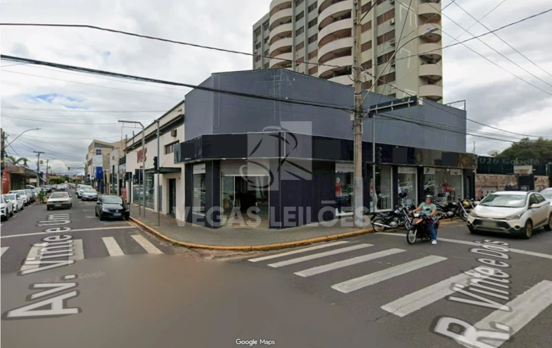 Galpão Barrac03 Comercial em Barretos/SP em Barretos - São Paulo