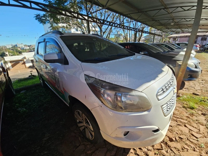 Chevrolet Spin LTZ 2016 1.8 Manual em Cruz Alta - Rio Grande do Sul