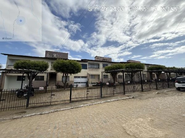 Apartamento de 54m² com 2 quartos e garagem em Carpina, PE