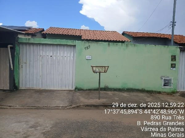 Casa com 2 Quartos em Varzea da Palma/MG em Varzea Da Palma - Minas Gerais