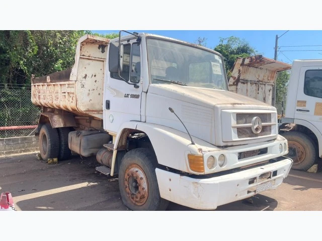 Mercedes-Benz LK 1620 LK 1620 2004 Basculante em Açailândia - Maranhão