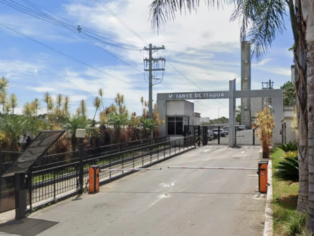 Apartamento com Estância Guatambu em Itaquaquecetuba/SP em Itaquaquecetuba - São Paulo