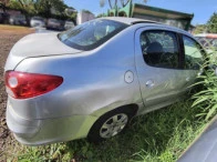 Peugeot 207 XR 2011 Prata em Foz Do Iguaçu - Paraná