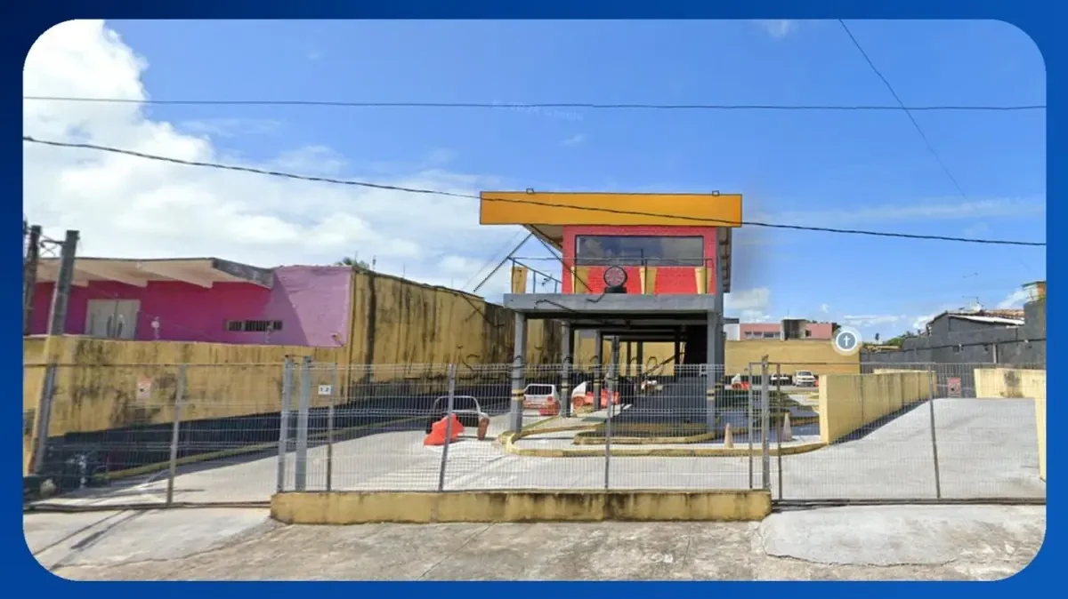 Prédio Comercial em Jaboatão dos Guararapes/PE em Jaboatão Dos Guararapes - Pernambuco
