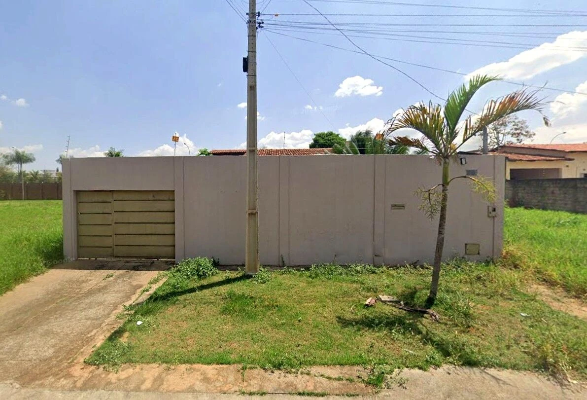 Casa em Aparecida de Goiânia/GO em Aparecida De Goiania - Goiás
