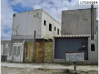 Terreno Terreno com prédio abandonado em Pelotas/RS em Pelotas - Rio Grande do Sul