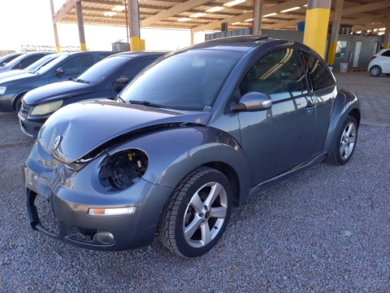 Volkswagen Beetle 2010 Automático Gasolina em Tijucas - Santa Catarina