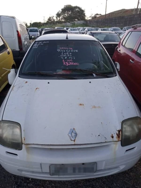 Renault Clio RL 1.0 RL 1.0 Sucata em Salvador - Bahia