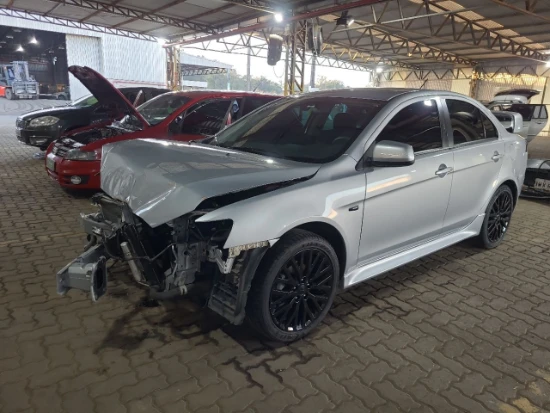 Mitsubishi Lancer 2.0 MT 2015 em Nova Santa Rita - Rio Grande do Sul