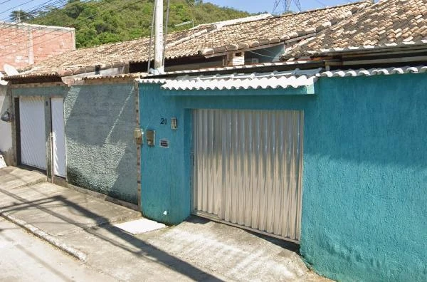Casa com 2 Quartos em Belford Roxo/RJ em Belford Roxo - Rio de Janeiro