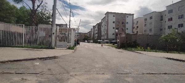 Apartamento de 41m² com 2 quartos em condomínio no Cosmos, RJ