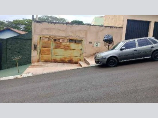 Casa ocupada em São Manuel/SP em São Manuel - São Paulo