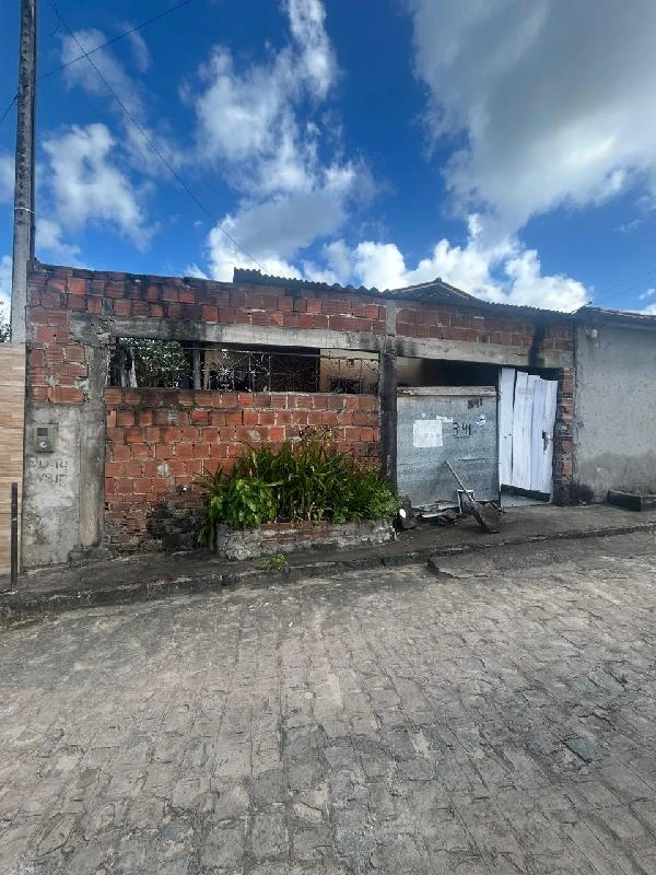 Casa com 2 Quartos em Igarassu/PE em Igarassu - Pernambuco