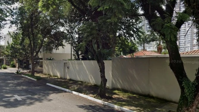Terreno Direitos Sobre Casa em Terreno em Campo Belo, SP em São Paulo