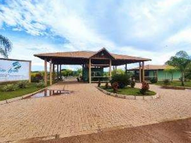 Terreno no Residencial Berço das Águas em Luziânia/GO em Luziânia - Goiás