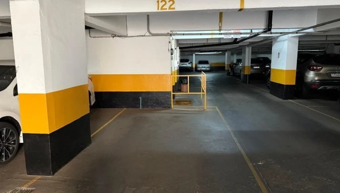 Apartamento com 4 vagas no Centro em Araraquara/SP em Araraquara - São Paulo