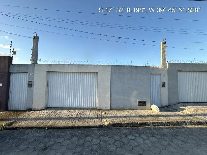 Casa com 2 Quartos em Teixeira de Freitas/BA em Teixeira De Freitas - Bahia