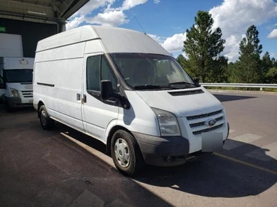 Ford Transit 350L 2013 Manual Diesel em Brasília - Distrito Federal
