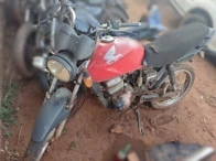 Honda CG 150 Titan Titan KS 2006 Vermelha em Sidrolândia - Mato Grosso do Sul