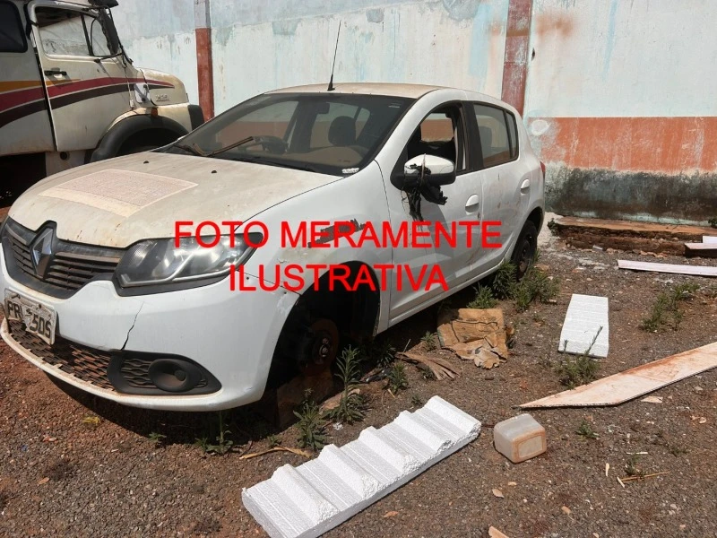Renault Sandero Sandero 2018 1.0 Flex Automático em Adelândia - Goiás