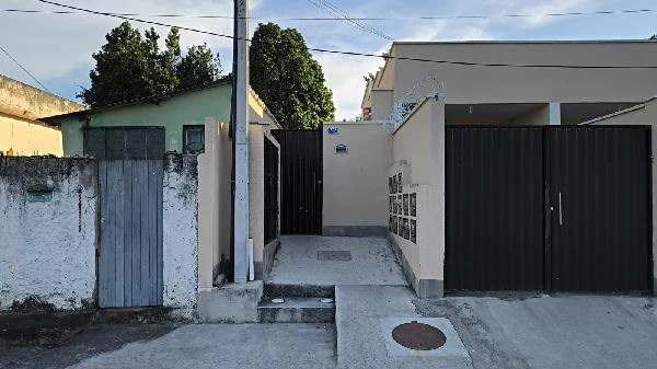 Casa em Sao Goncalo/RJ em Sao Goncalo - Rio de Janeiro