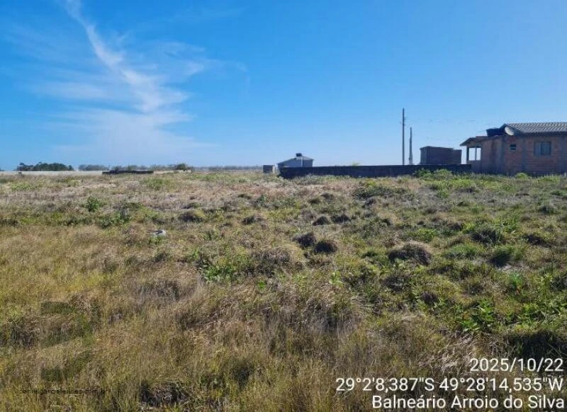 Terreno Terreno de 300m² em Balneário Arroio do Silva/SC em Balneário Arroio Do Silva - Santa Catarina