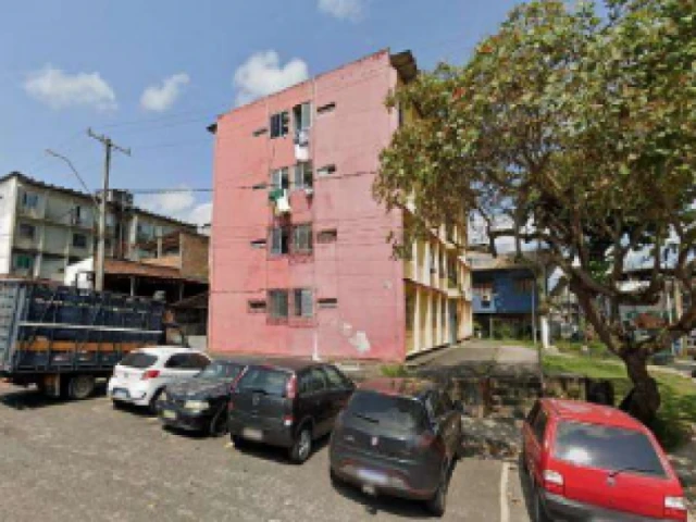 Apartamento com 2 Dormitórios em Salvador/BA em Salvador - Bahia