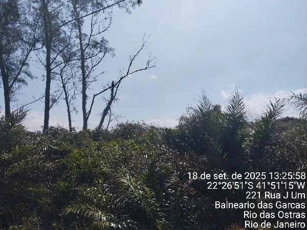 Terreno no Balneário das Garças em Rio das Ostras/RJ em Rio Das Ostras - Rio de Janeiro