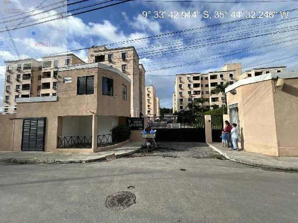 Apartamento com 2 Quartos e 1 Vaga em Maceió/AL em Maceio - Alagoas