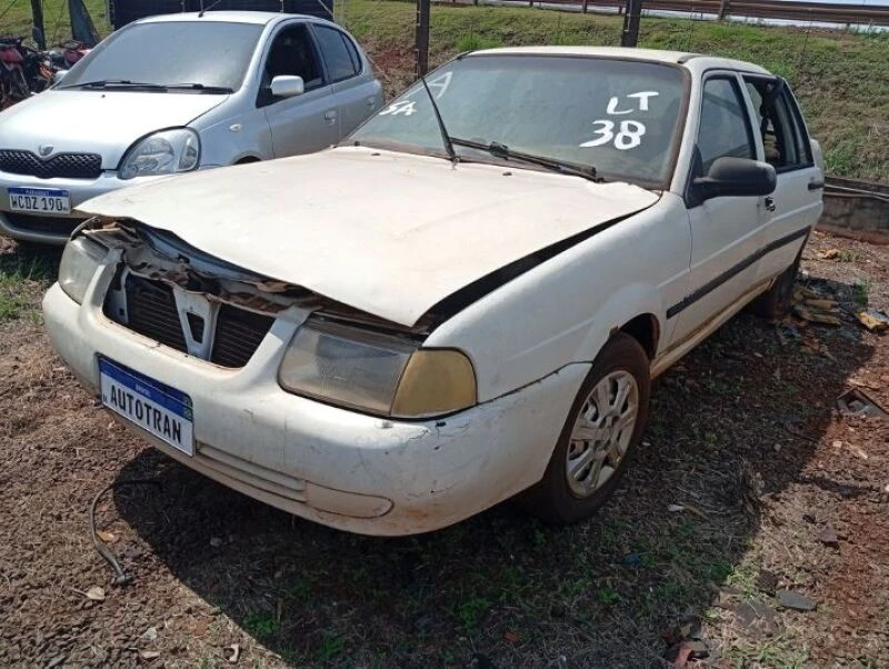 Volkswagen Santana 1999 Ano em Dourados - Mato Grosso do Sul