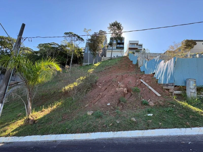 Terreno no Cond. Residencial Mirante Camboriú em Camboriú/SC em Camboriú - Santa Catarina