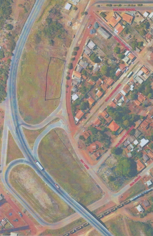 Terreno no Av. MGT 146, Lote 10, Quadra 18-A, Serra do Salitre/MG em Serra Do Salitre - Minas Gerais