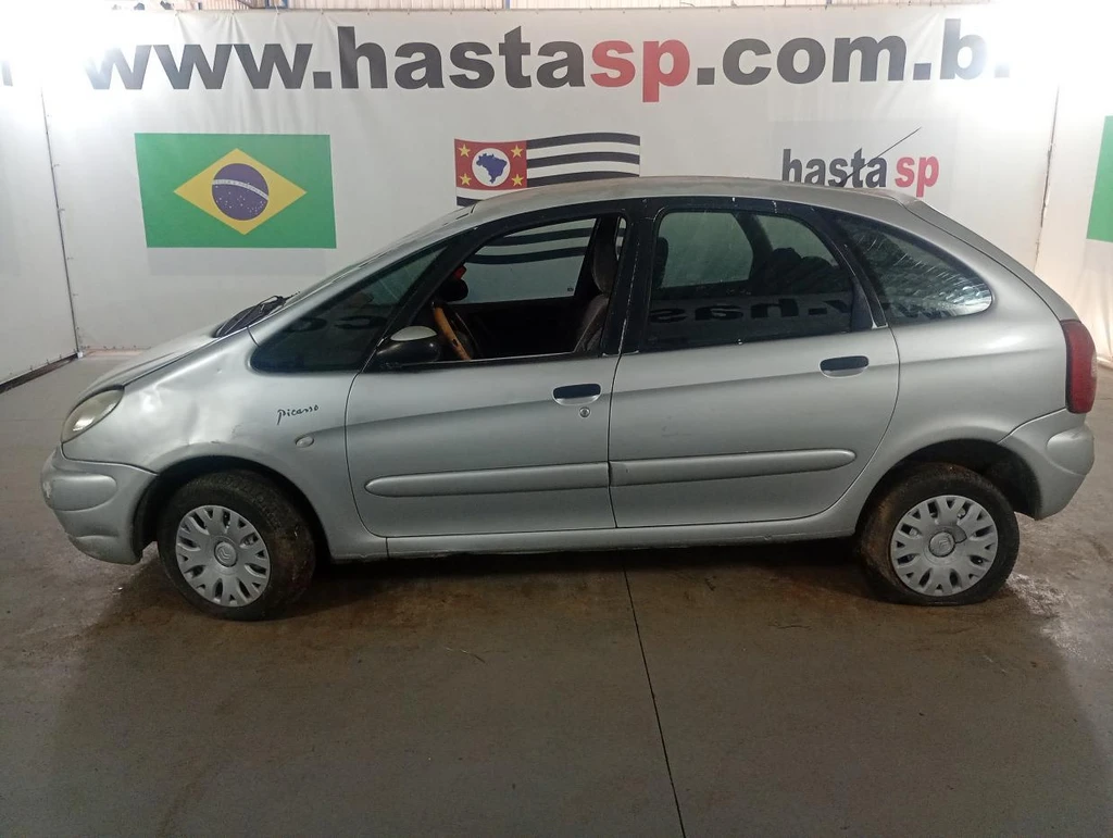 Citroën Xsara Picasso EXS 2001 Prata em Casa Branca - São Paulo