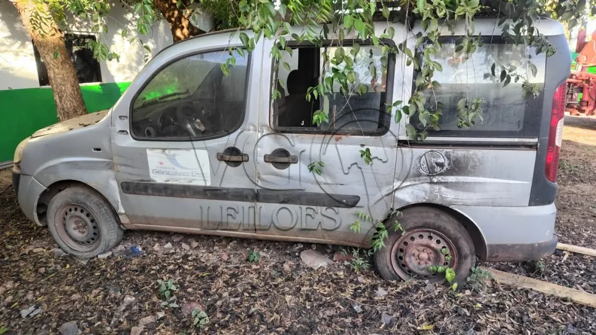 Fiat Doblo Essence 2017/2018 Recuperável em Gonçalves Dias - Maranhão
