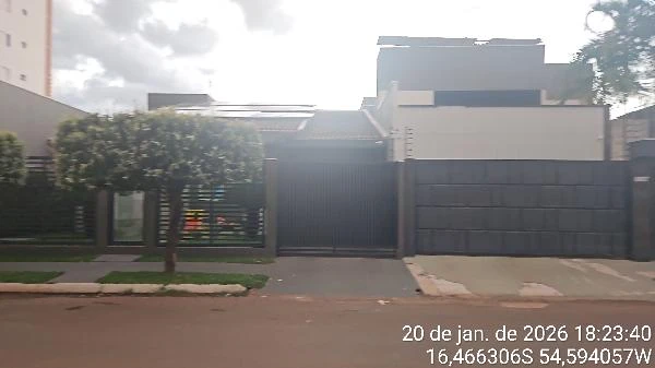 Casa com 4 Quartos em Rondonópolis/MT em Rondonopolis - Mato Grosso