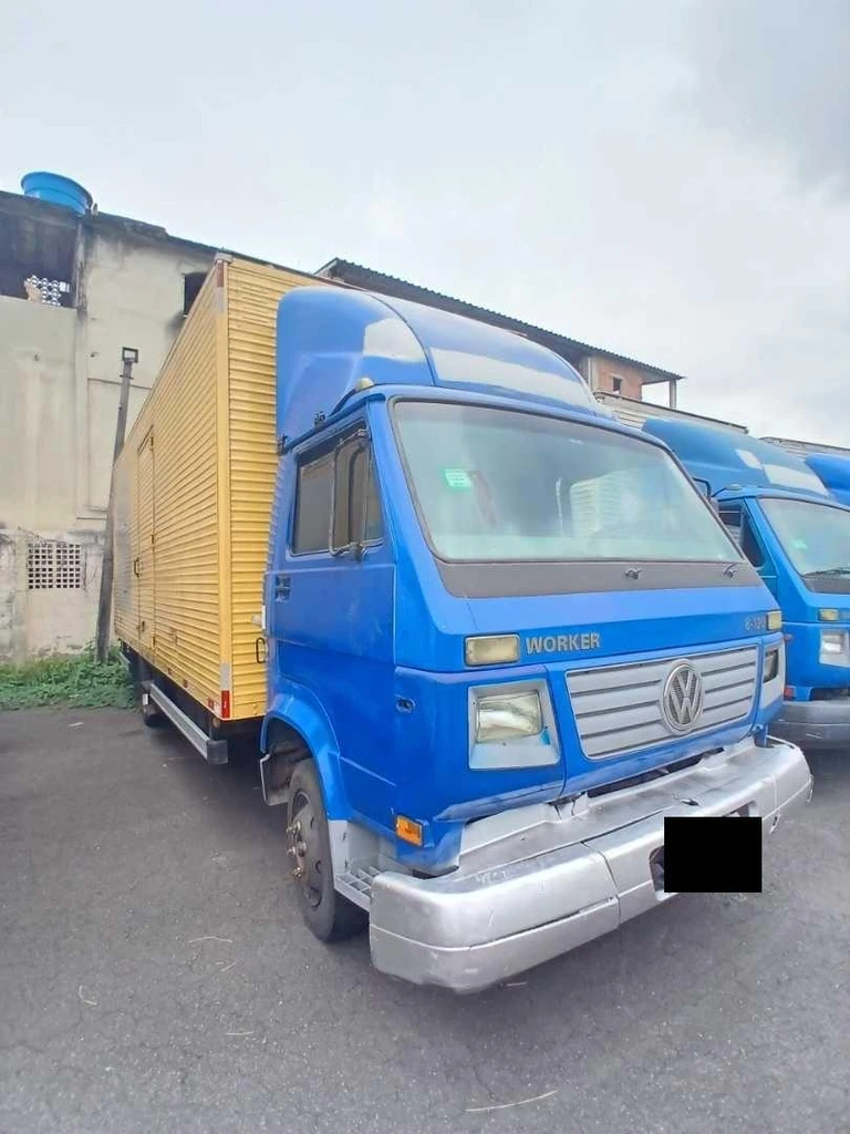 Volkswagen 8.120 Euro3 2011/2012 Diesel 4x2 em Rio De Janeiro - Rio de Janeiro