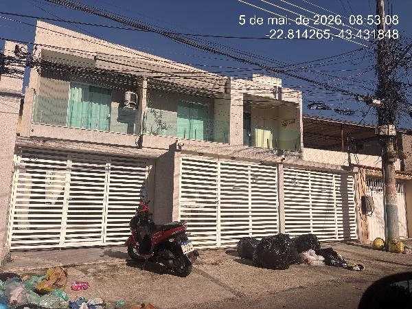 Prédio com 2 Quartos e 1 Vaga em Nilópolis/RJ em Nilopolis - Rio de Janeiro
