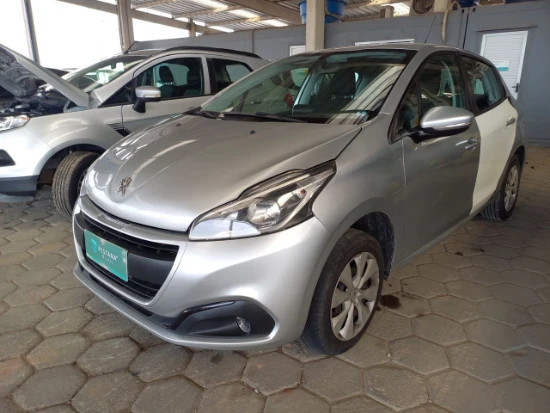 Peugeot 208 ACTIVE MT 2017/2018 Gas/Álcool em Tijucas - Santa Catarina